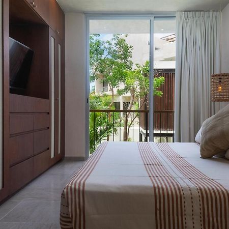Luxury Condo For 4 With Access To Pool - A203 툴룸 외부 사진