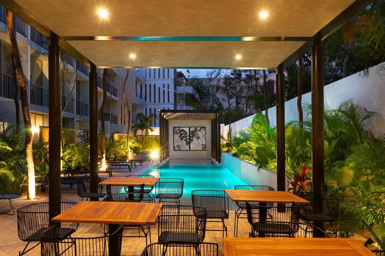 Luxury Condo For 4 With Access To Pool - A203 툴룸 외부 사진